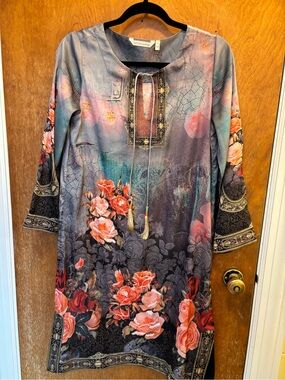Soft Surroundings Floral Tunic-style Midi Dress in Gray and Coral